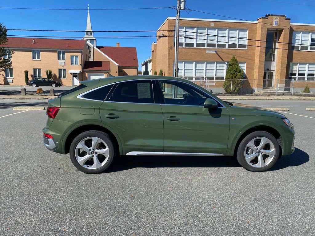 Used 2021 Audi Q5 Prestige w/ Prestige Package image 4