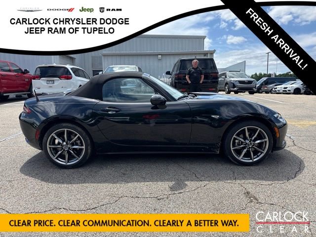 Used 2023 MAZDA MX-5 Miata Grand Touring RWD image 5