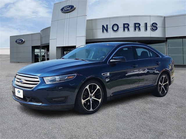 Used 2016 Ford Taurus SEL w/ Equipment Group 201A image 2