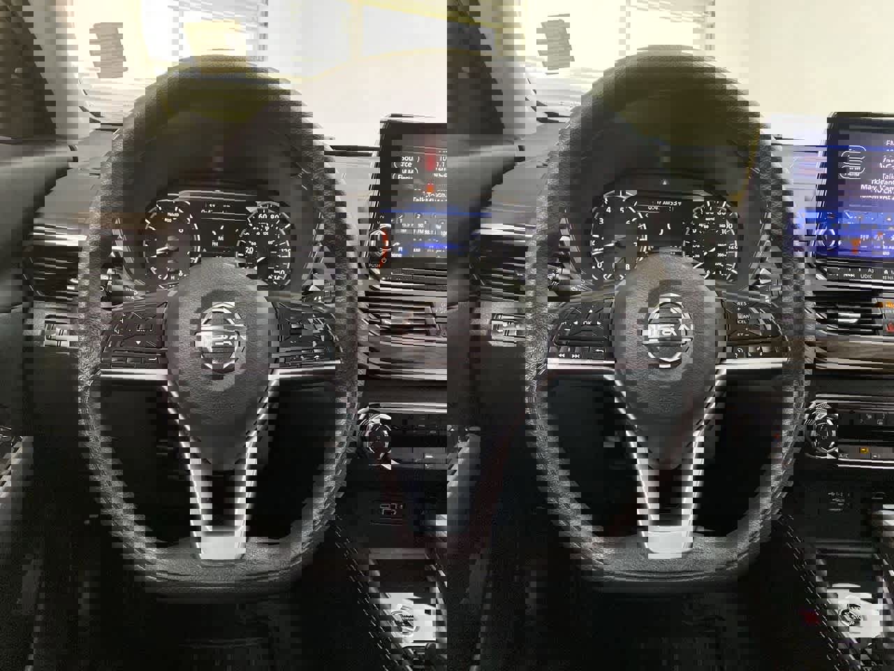 Used 2023 Nissan Altima 2.5 SV image 21