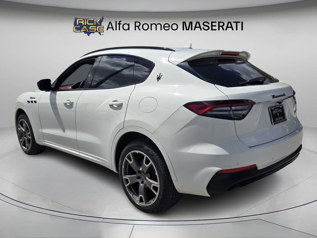 Used 2022 Maserati Levante Modena image 7