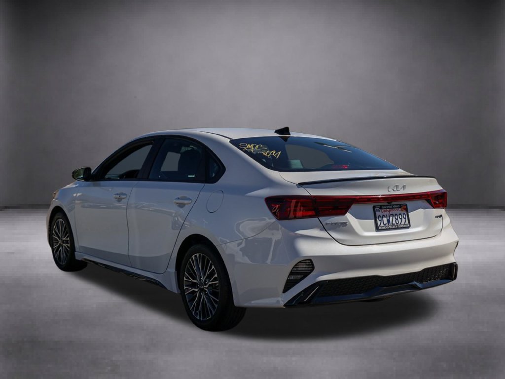 Used 2023 Kia Forte GT-Line w/ GT-Line Premium Package FWD image 7