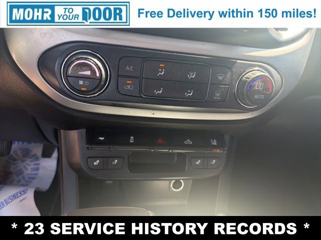 Used 2018 Chevrolet Colorado LT AWD/4WD image 23