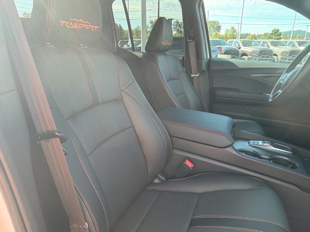 Used 2025 Honda Ridgeline TrailSport image 10