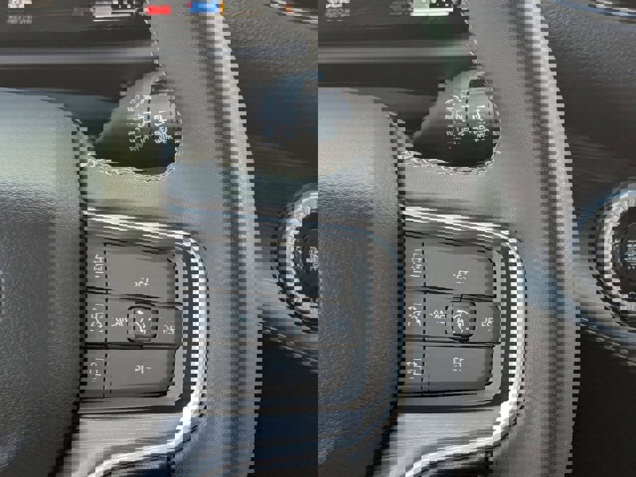 Used 2023 Jeep Wagoneer L Series II image 25