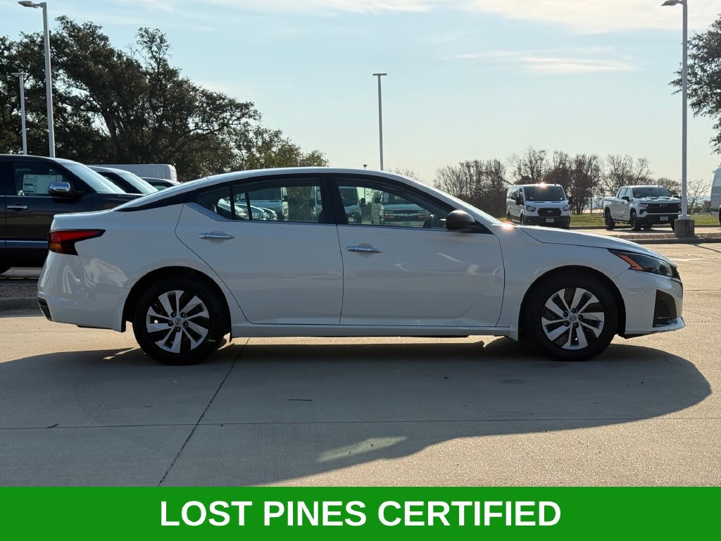 Used 2024 Nissan Altima 2.5 S FWD image 5