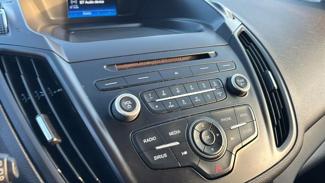 Used 2018 Ford Escape SE FWD image 17