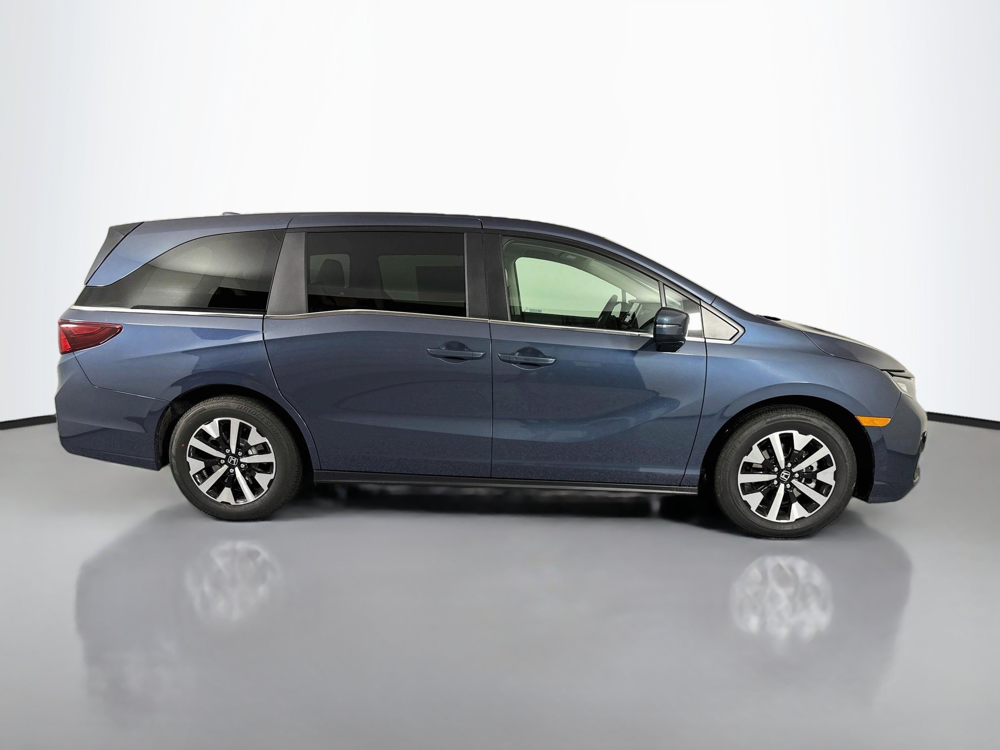 New 2027 Honda Odyssey EX-L image 4