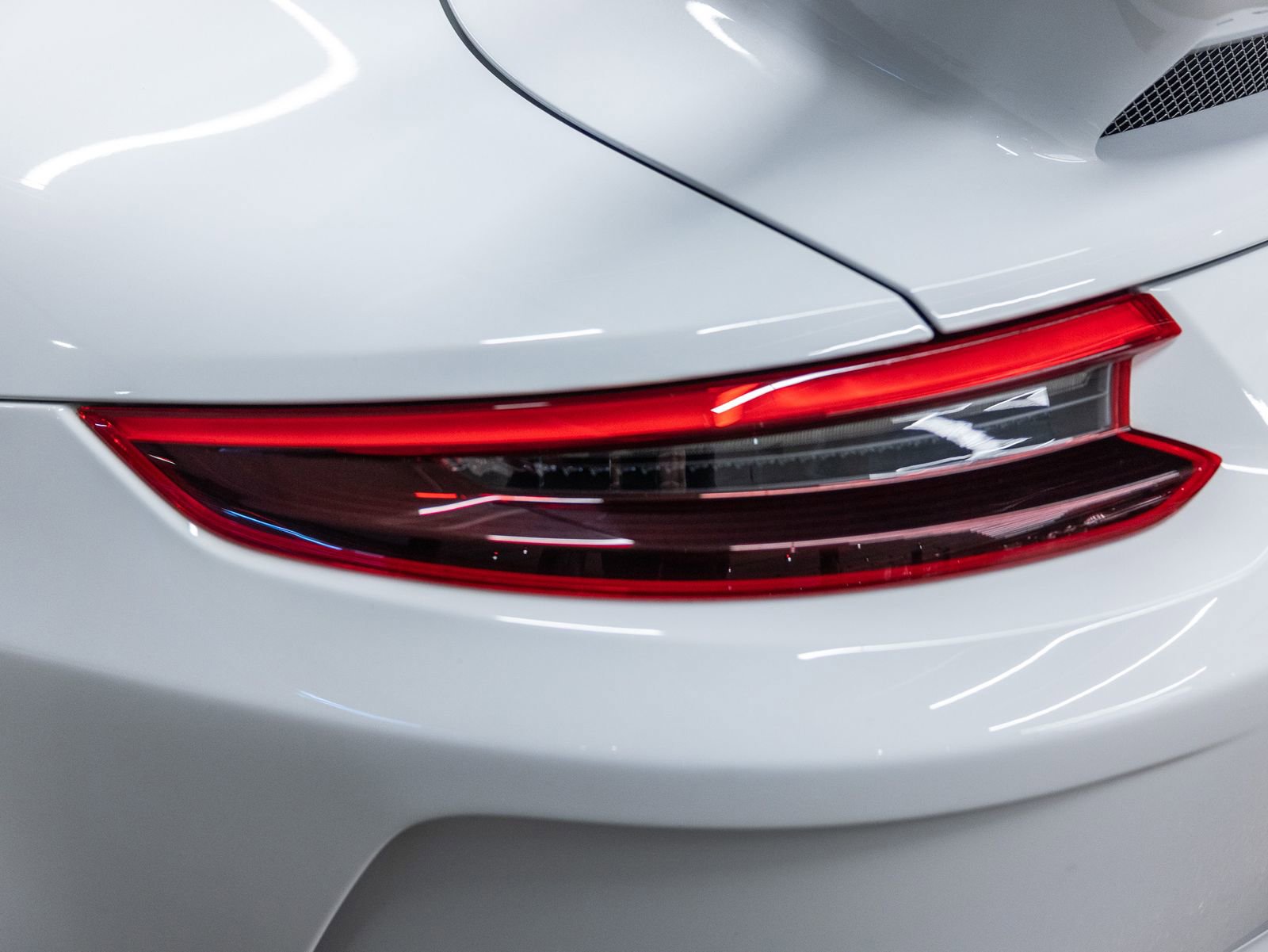 Certified 2018 Porsche 911 GT3 w/ Sport Chrono Package image 23