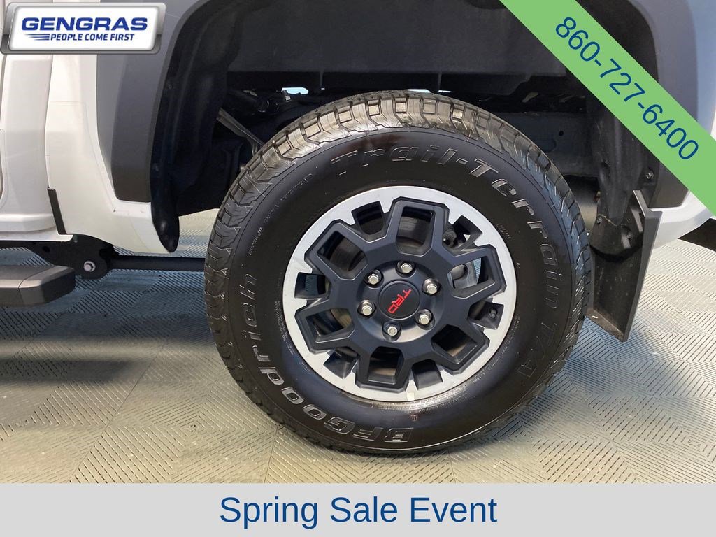 Used 2024 Toyota Tacoma TRD Off-Road AWD/4WD image 30