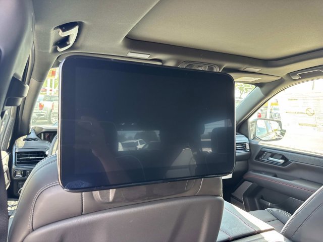 New 2026 GMC Yukon AT4 Ultimate AWD/4WD image 19