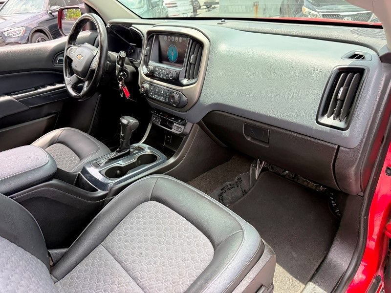 Used 2017 Chevrolet Colorado Z71 RWD image 17