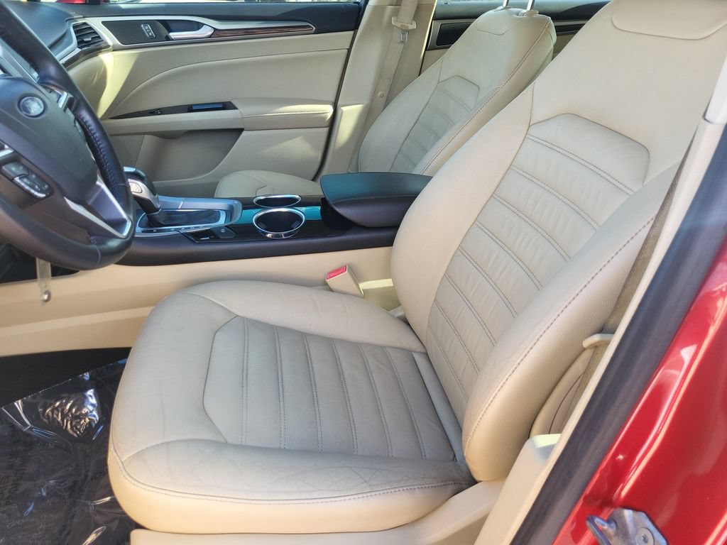 Used 2013 Ford Fusion SE FWD image 13