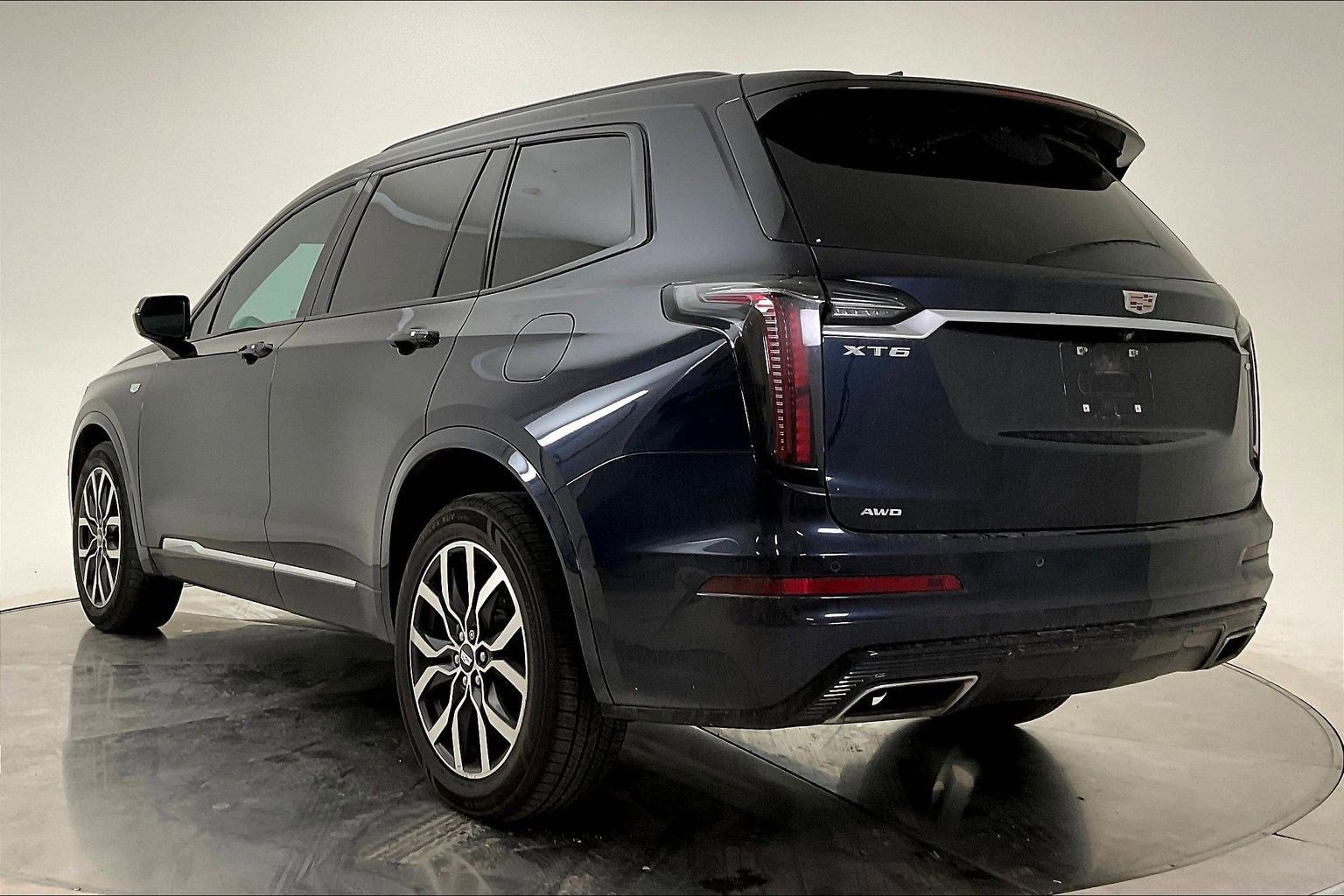 Used 2021 Cadillac XT6 Sport AWD/4WD image 3