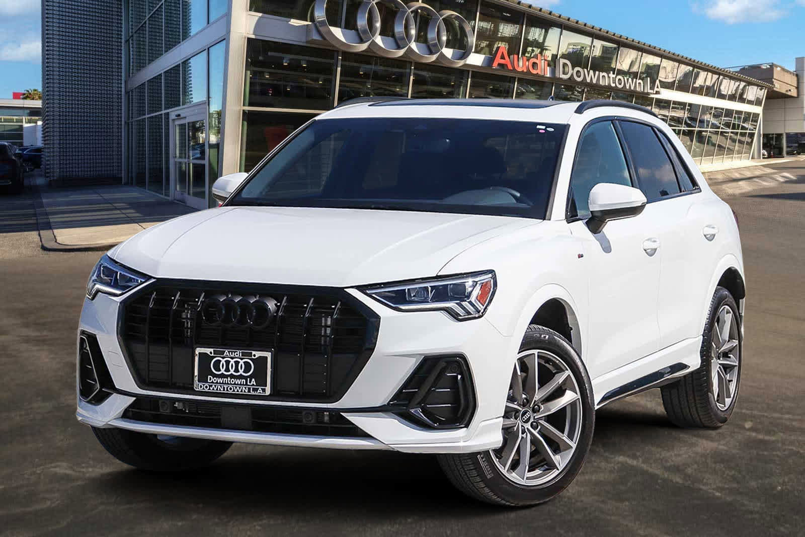 Used 2025 Audi Q3 2.0T Premium w/ Convenience Package