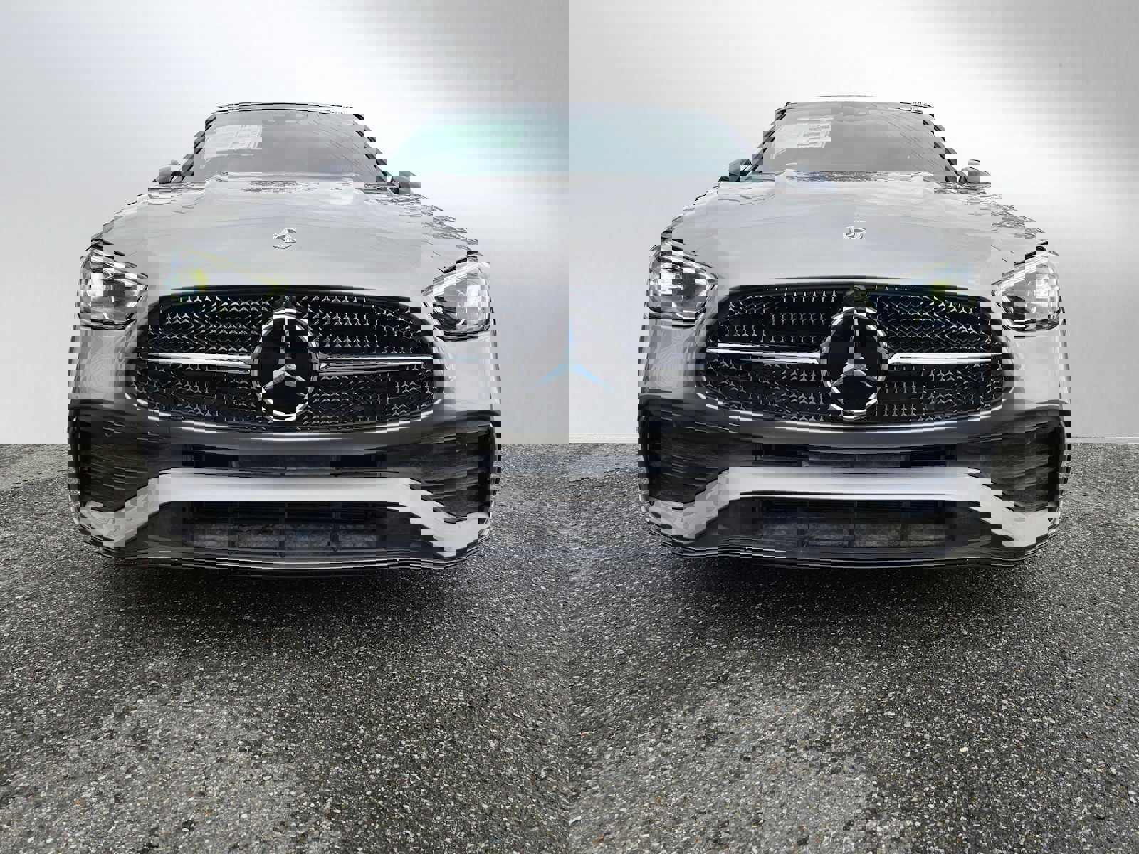 Used 2023 Mercedes-Benz C 300 4MATIC Sedan image 2