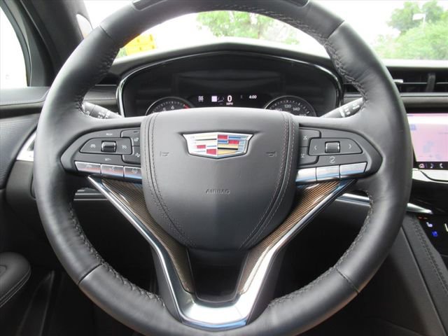 Certified 2025 Cadillac XT6 Premium Luxury w/ Platinum Package AWD/4WD image 23