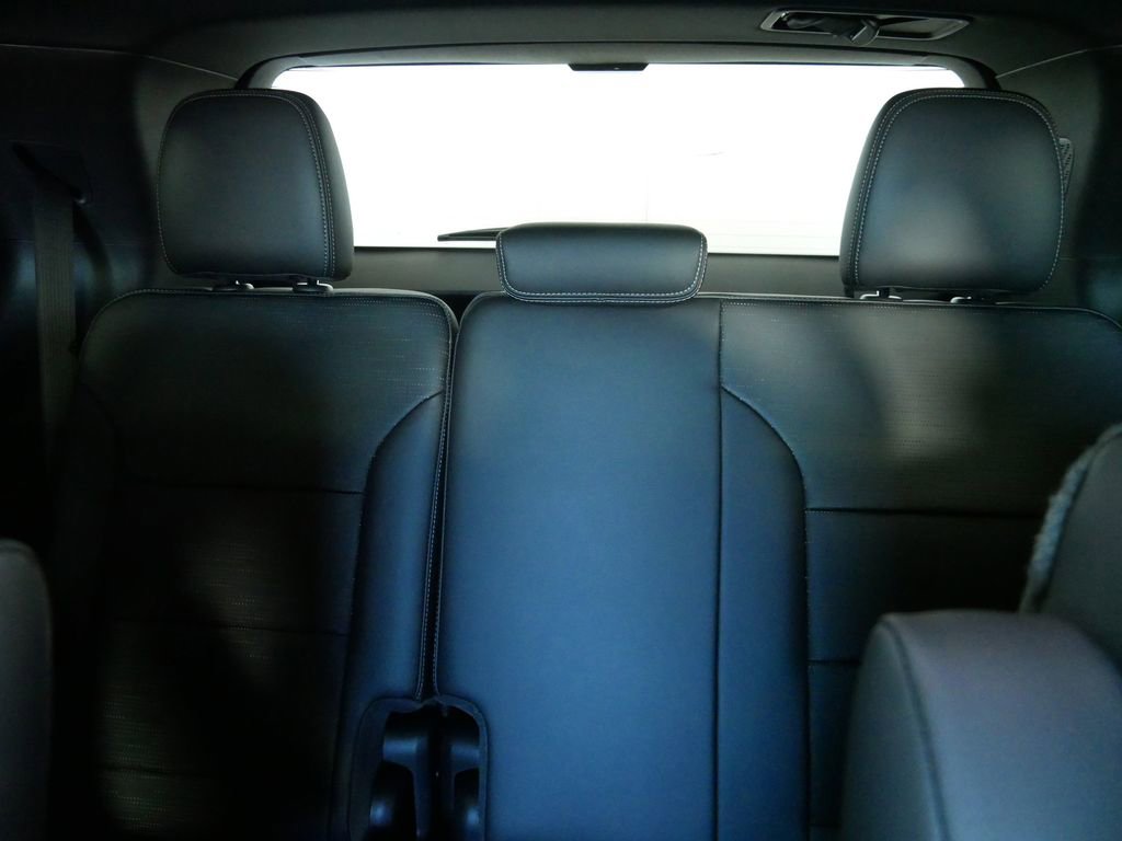 New 2026 Buick Enclave Sport Touring w/ Super Cruise Package image 20