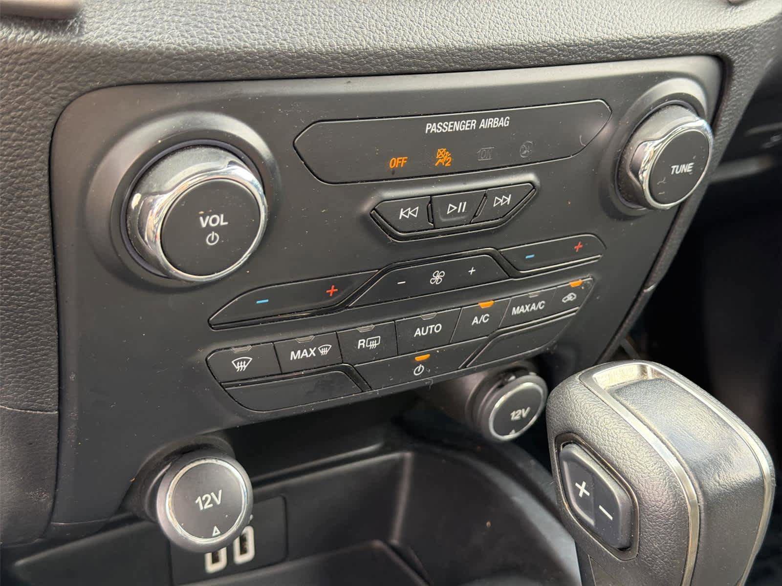 Used 2019 Ford Ranger XLT w/ Equipment Group 301A Mid RWD image 36