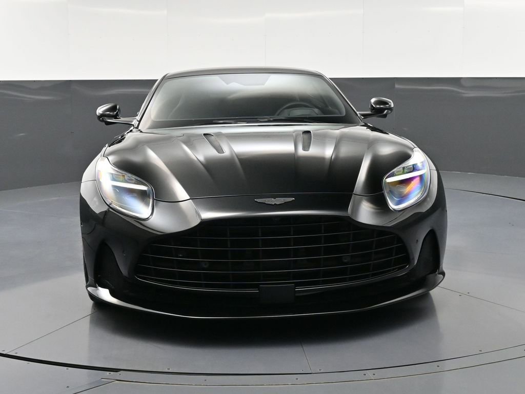 Used 2025 Aston Martin DB12 Coupe RWD image 11