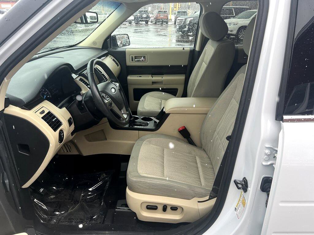 Used 2019 Ford Flex SEL AWD/4WD image 21