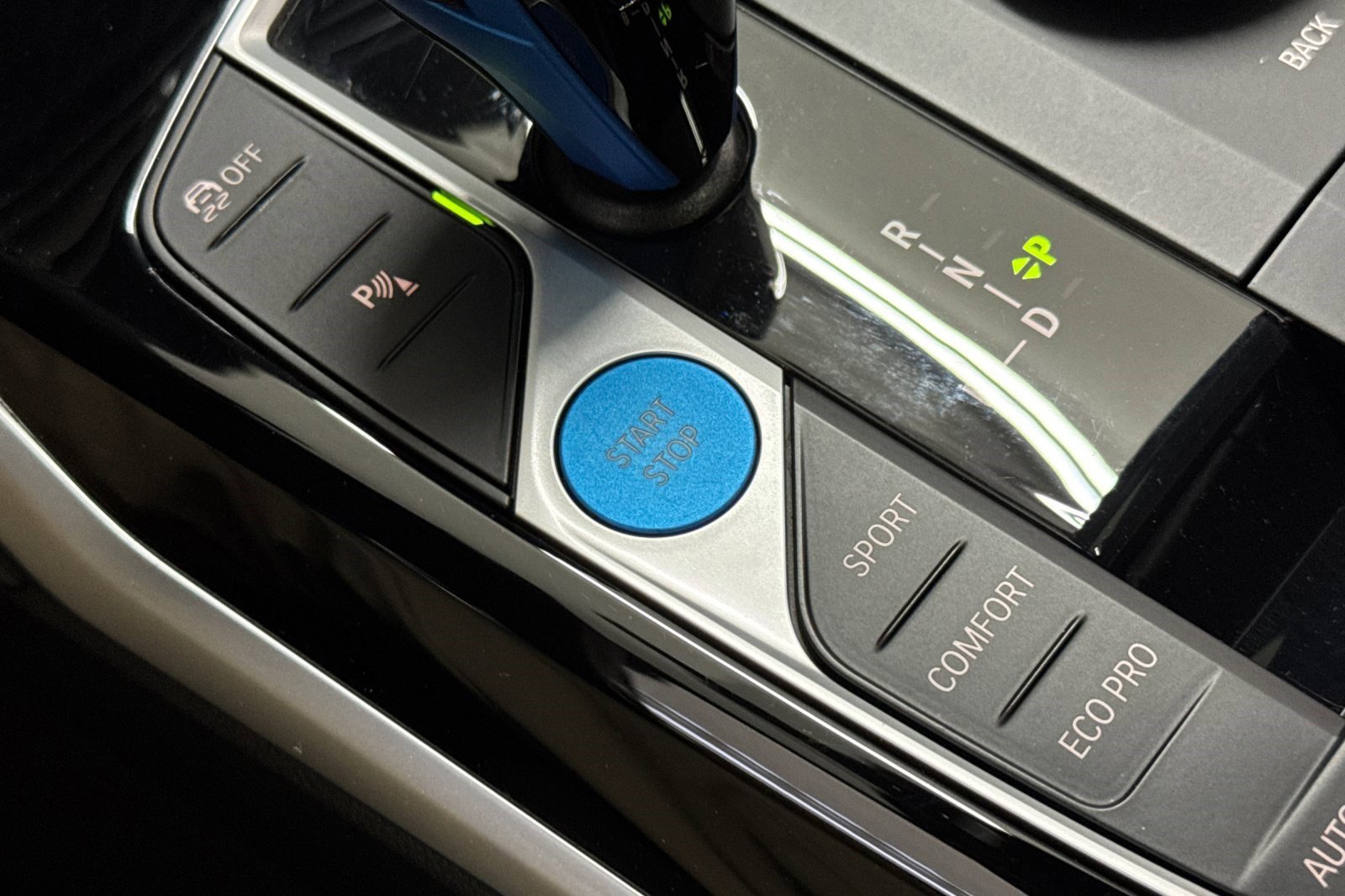 Certified 2023 BMW i4 eDrive40 w/ Premium Package image 34