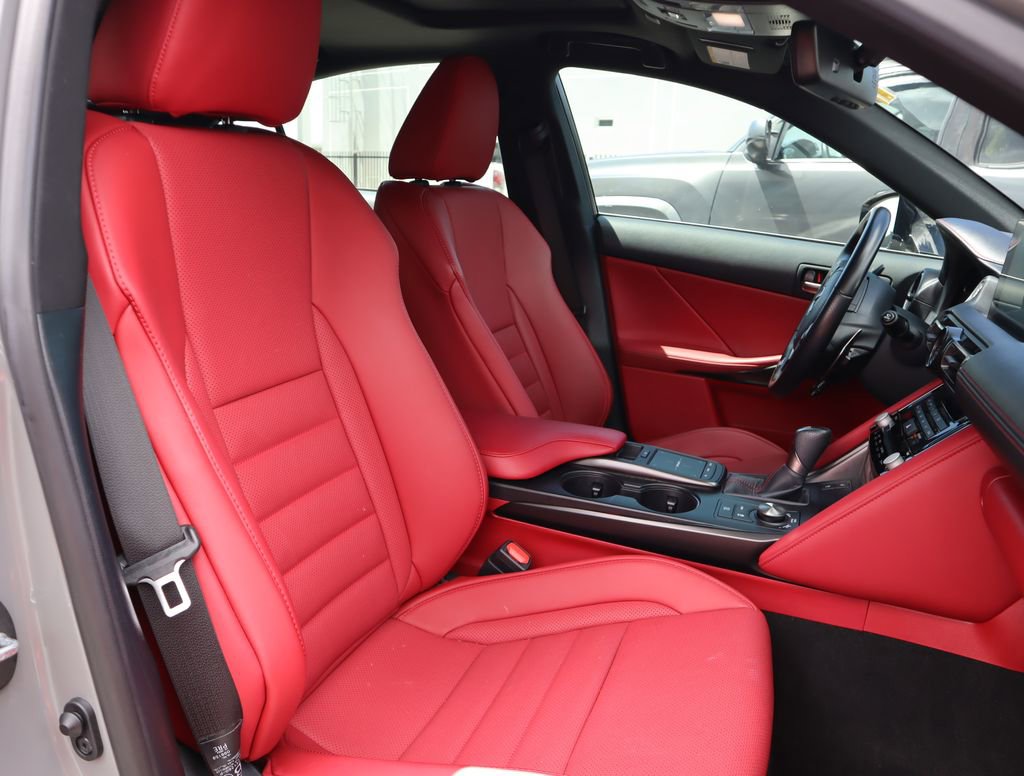 Used 2024 Lexus IS 300 F Sport image 28