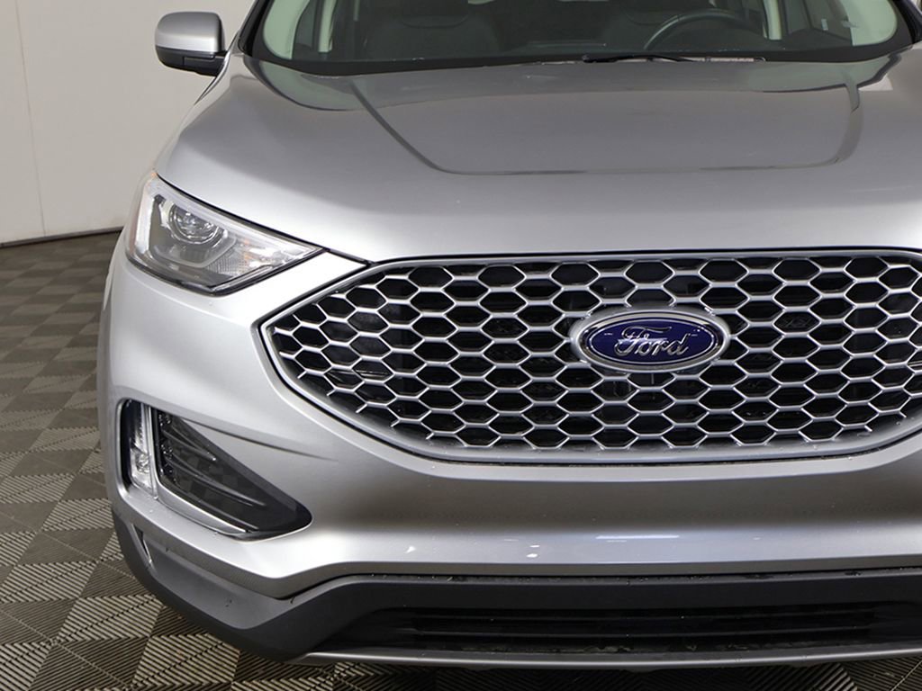 Used 2023 Ford Edge SEL w/ Convenience Package AWD/4WD image 12