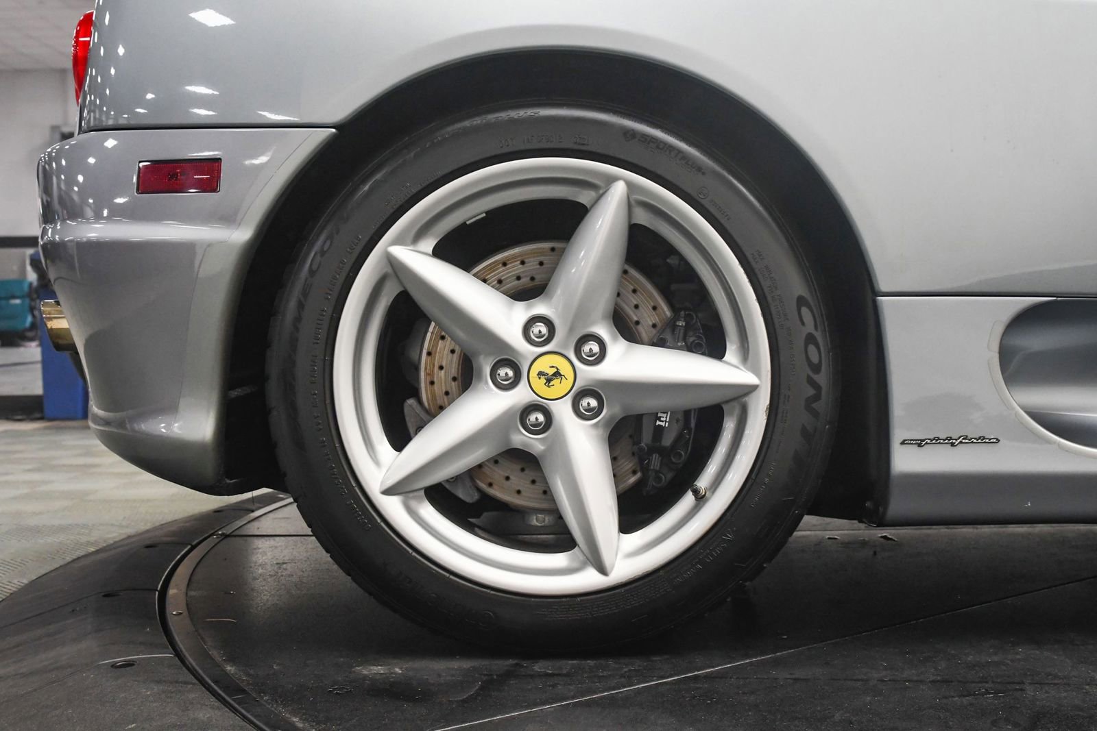 Used 2004 Ferrari 360 Spider RWD image 23