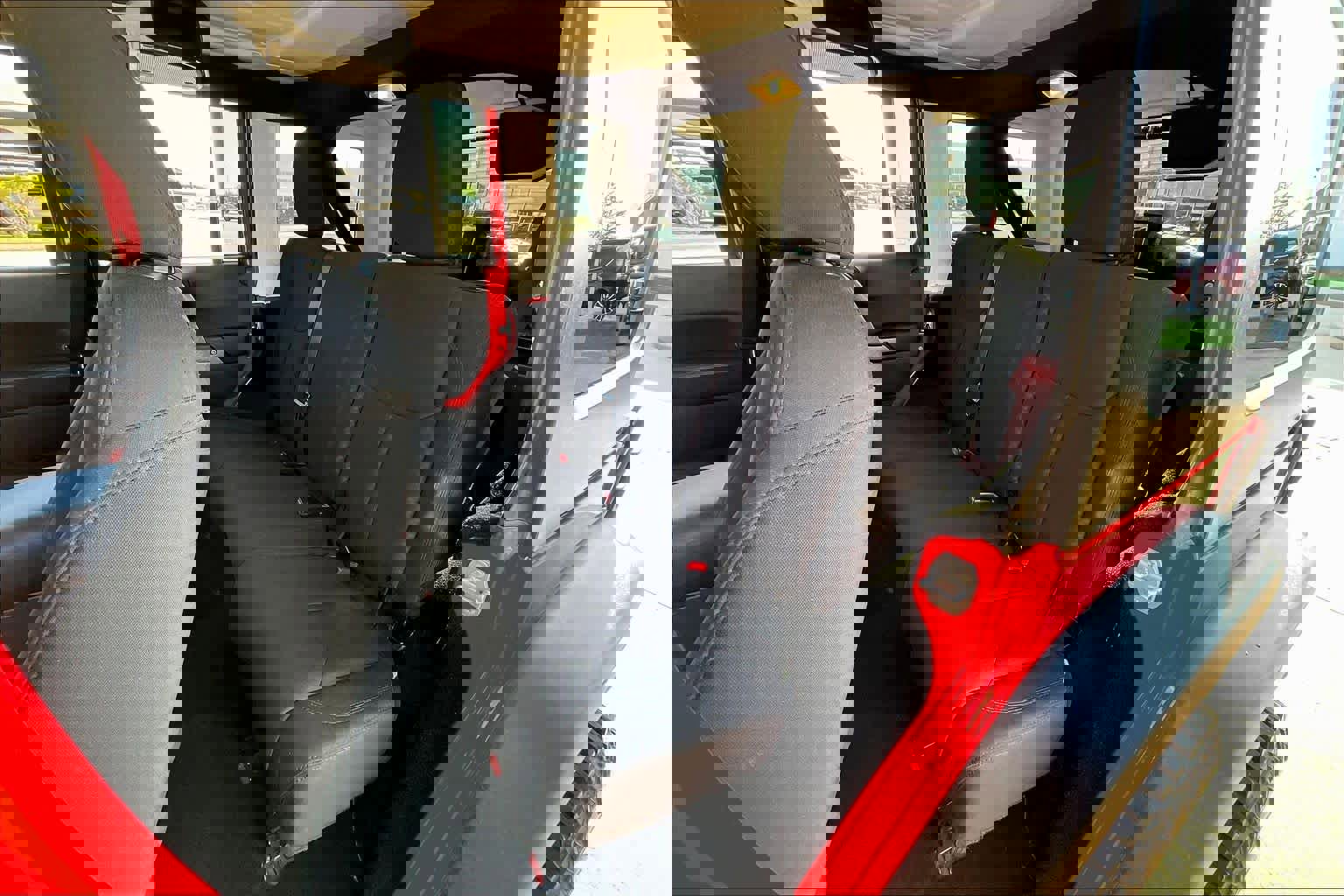 Used 2015 Jeep Wrangler Unlimited Sport w/ Quick Order Package 24S image 18