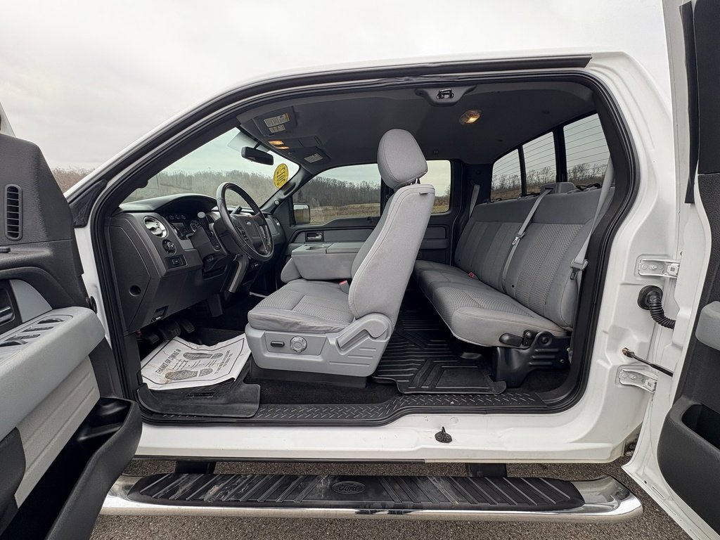 Used 2012 Ford F150 XLT w/ XLT Chrome Pkg image 19