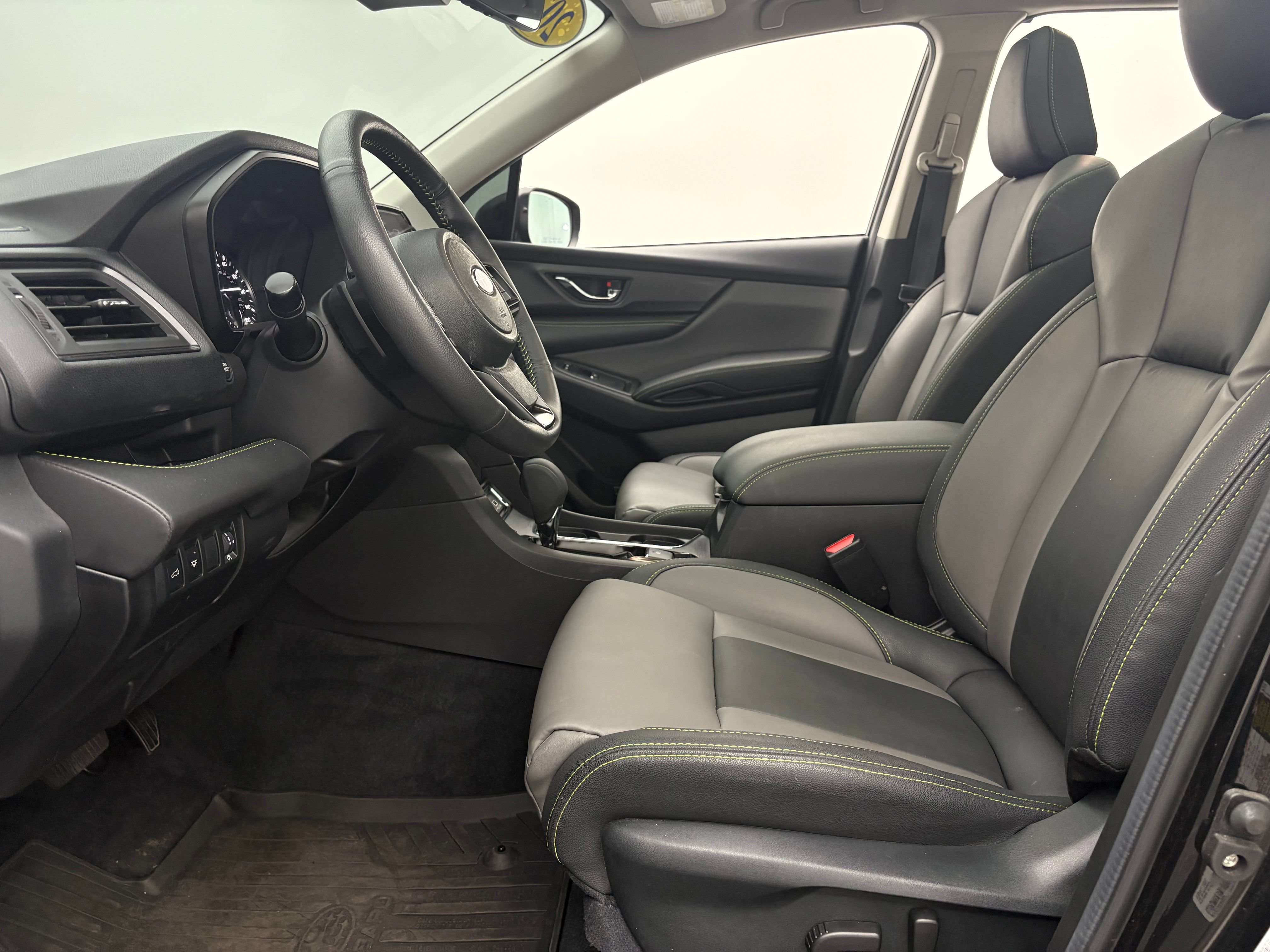 Used 2025 Subaru Ascent Onyx Edition AWD/4WD image 18