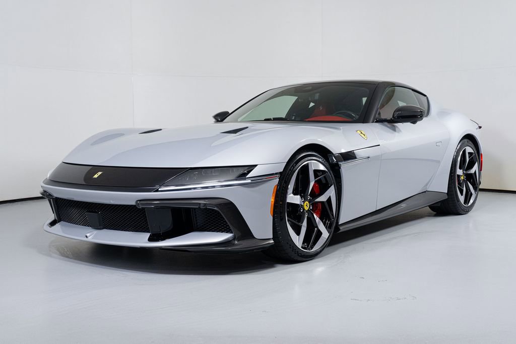 Used 2025 Ferrari 12Cilindri RWD image 11