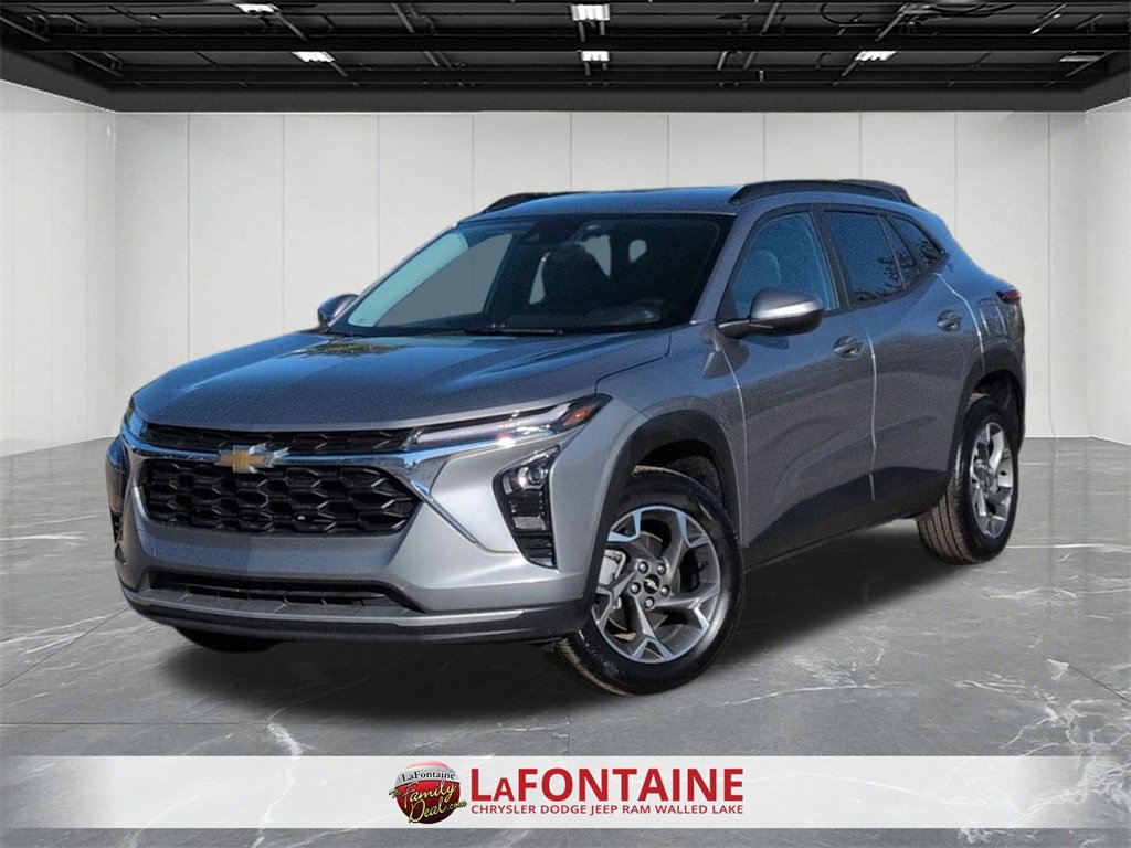 Used 2024 Chevrolet Trax LT w/ Driver Confidence Package