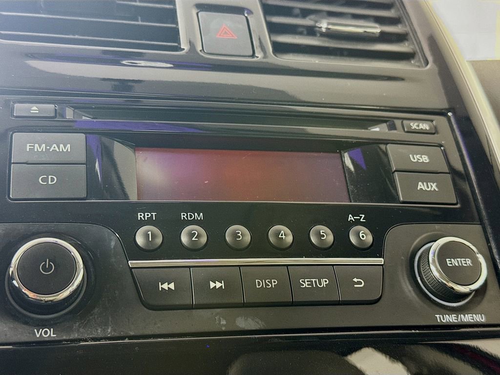 Used 2015 Nissan Versa Note SV image 15