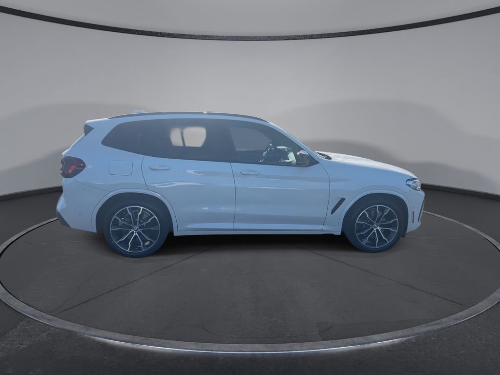 Used 2023 BMW X3 M40i w/ Parking Assistance Package image 9