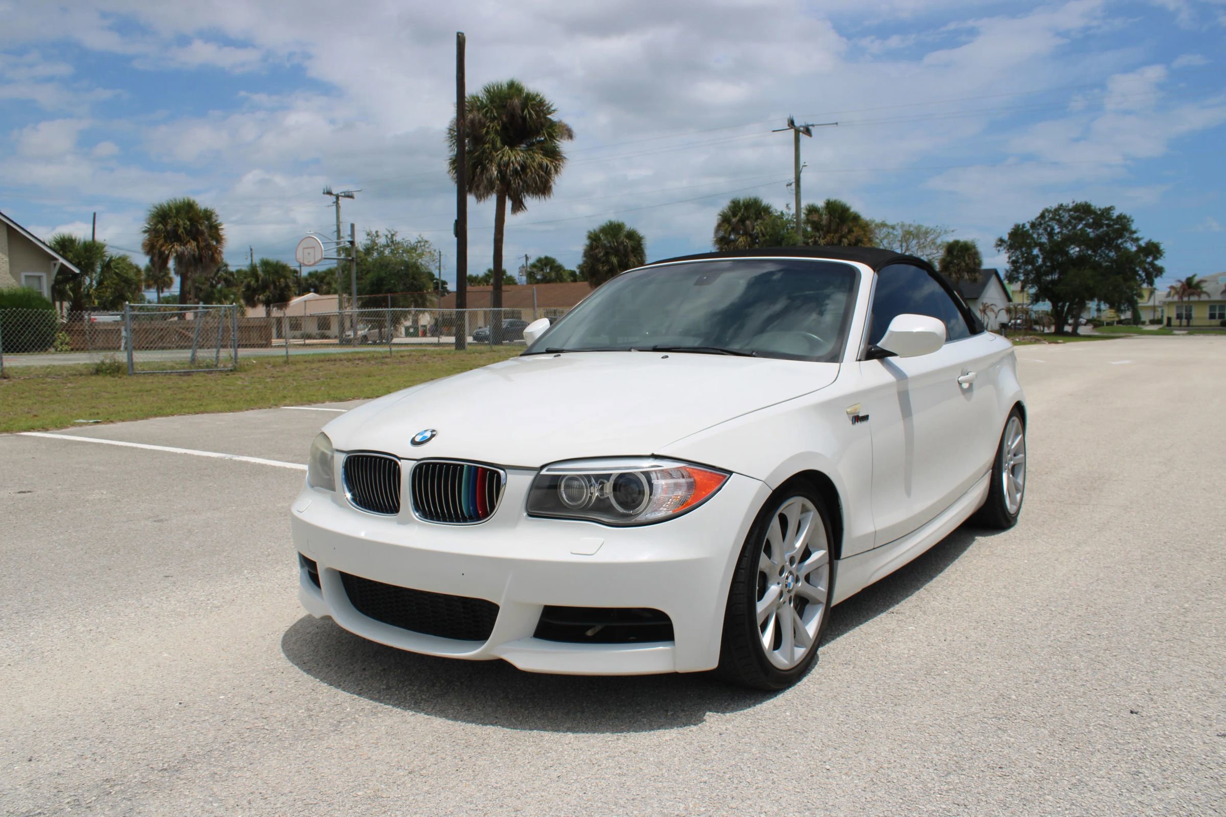 Used 2013 BMW 135i Convertible RWD image 1