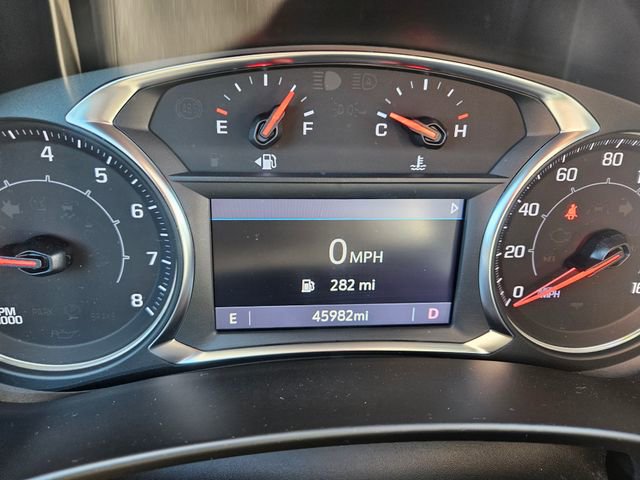 Used 2023 GMC Terrain SLT image 10