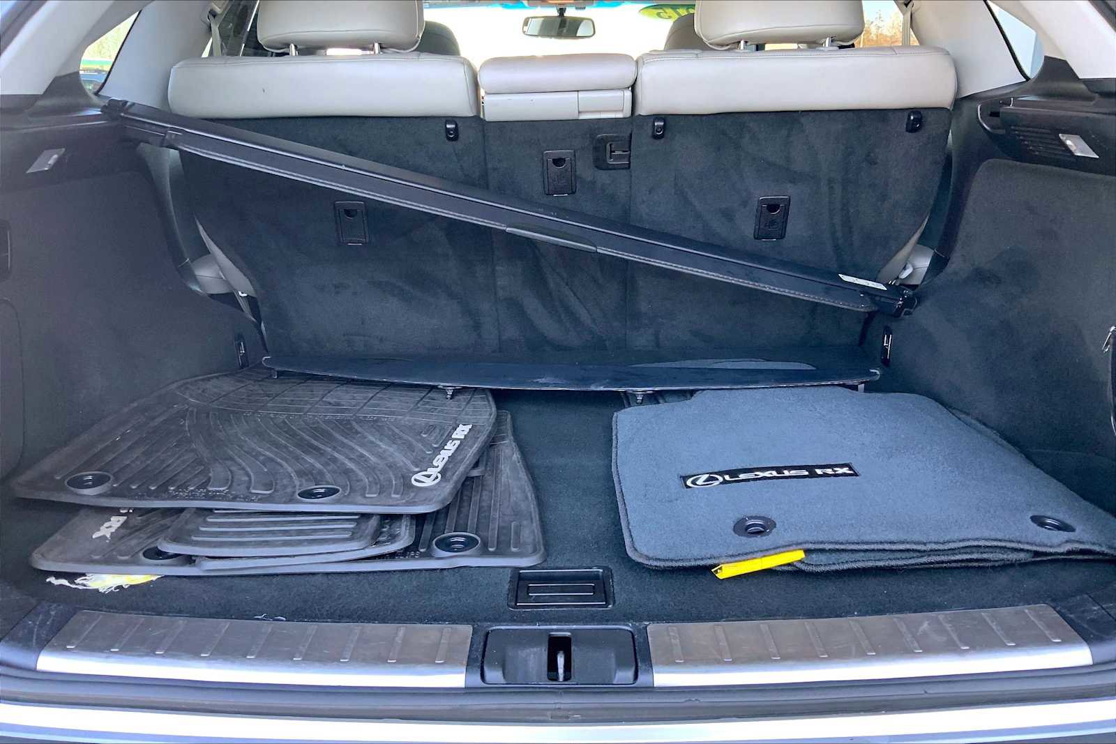 Used 2015 Lexus RX 450h AWD image 35