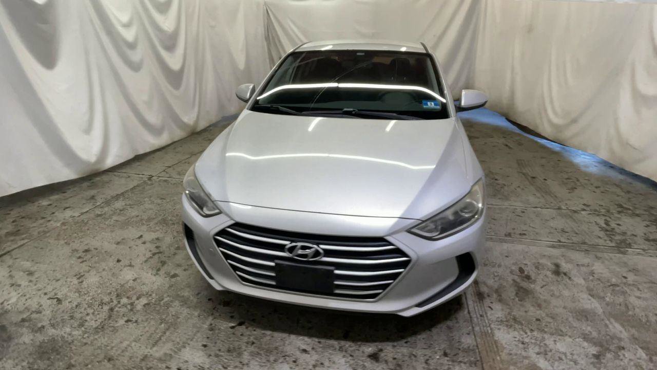 Used 2018 Hyundai Elantra SEL FWD image 3
