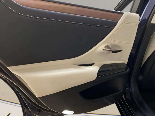 Used 2025 Lexus ES 350 w/ Premium Package FWD image 65