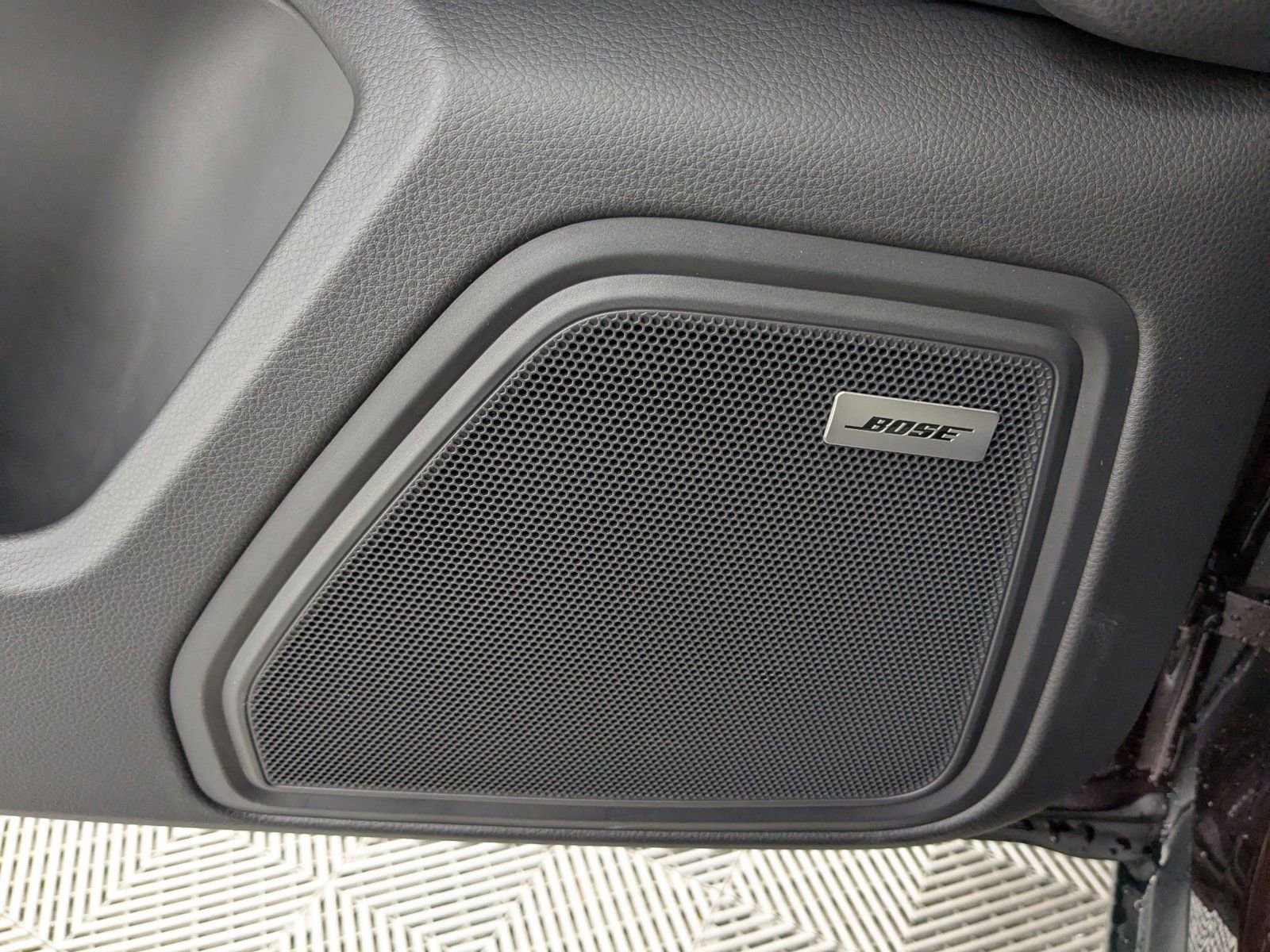 New 2026 Porsche Macan Turbo image 13