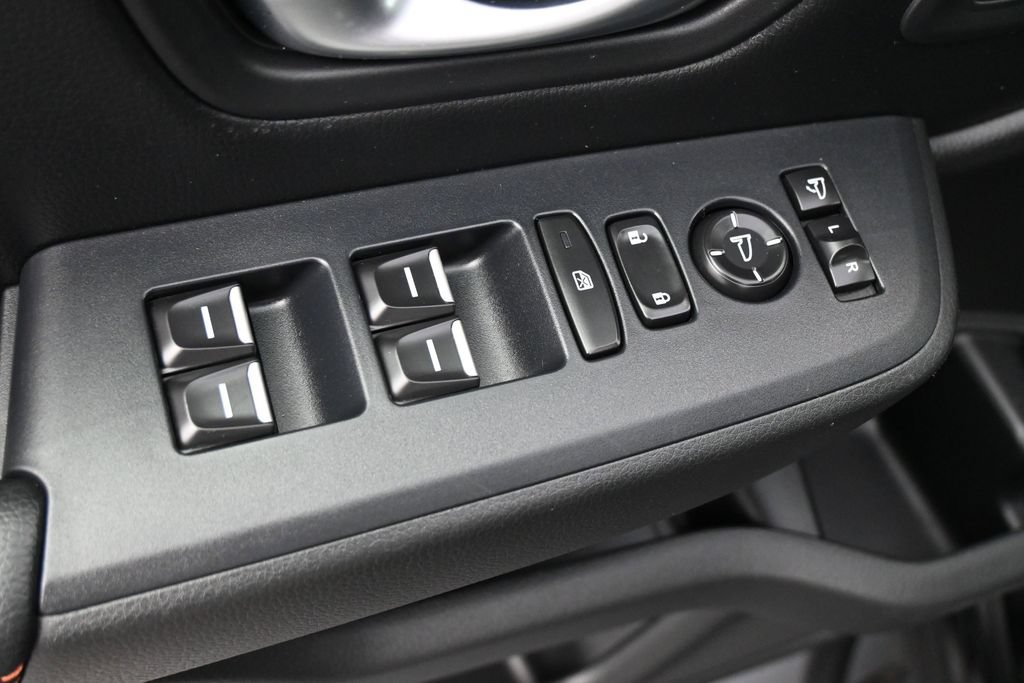 Used 2024 Honda Pilot TrailSport image 4