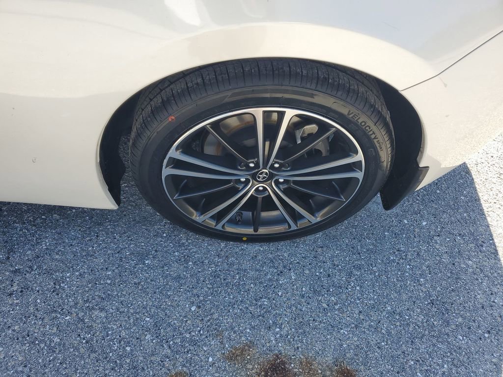 Used 2013 Scion FR-S image 20