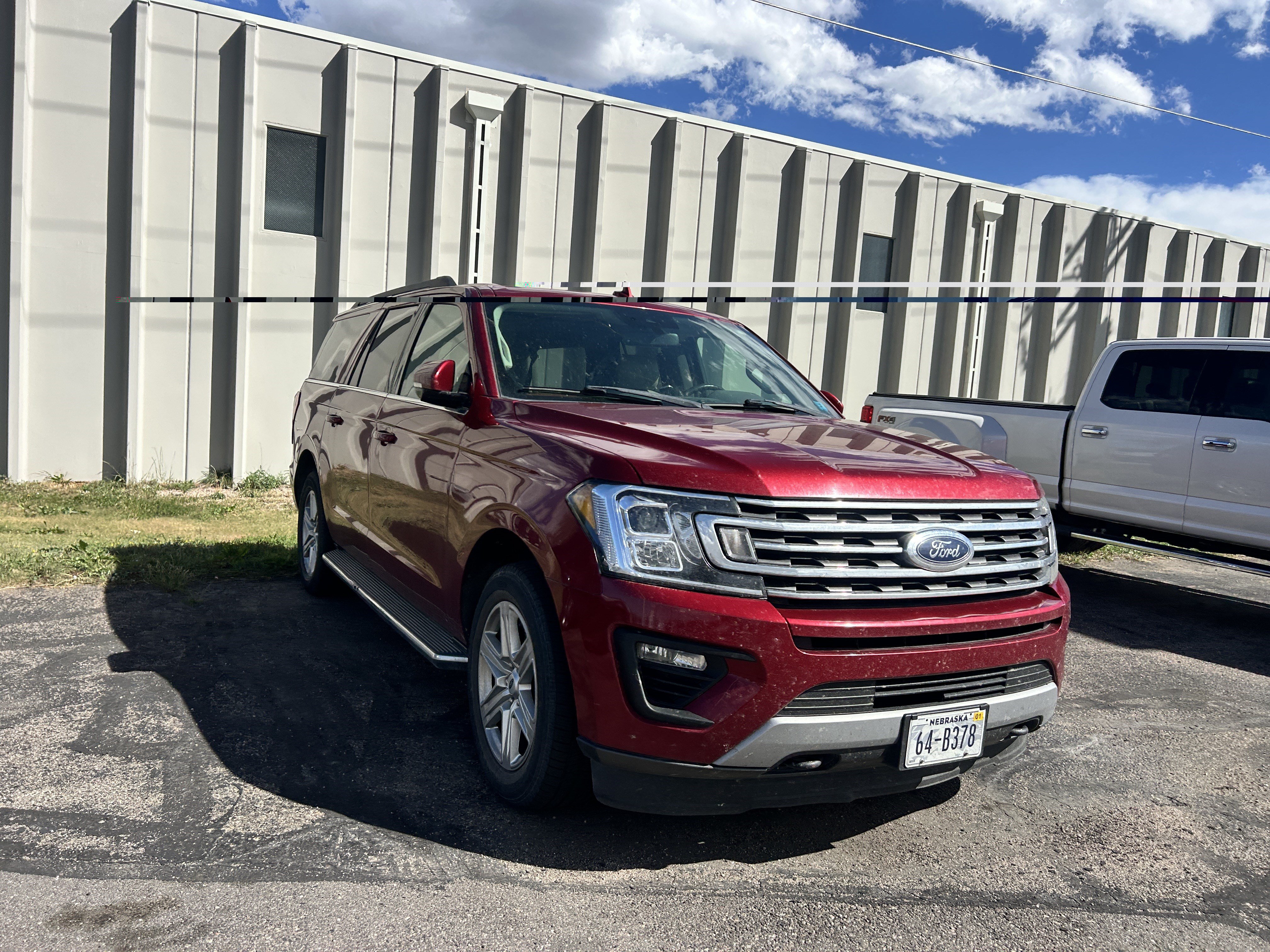 Used 2019 Ford Expedition Max XLT w/ Equipment Group 202A AWD/4WD image 5