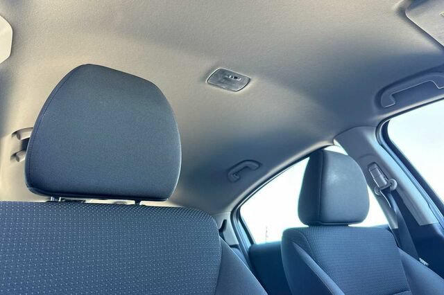 Used 2021 Honda HR-V LX image 17