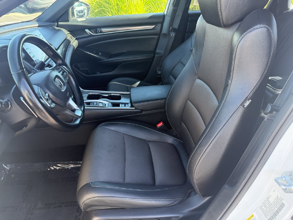 Used 2021 Honda Accord Sport image 12
