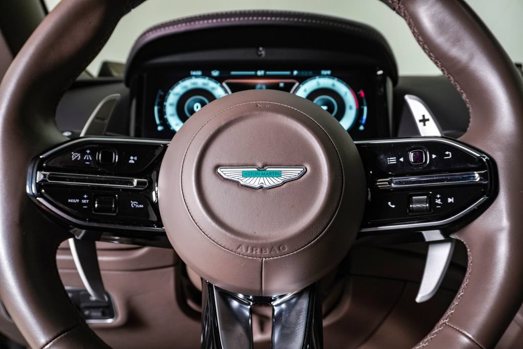 Used 2024 Aston Martin DB12 Coupe RWD image 26