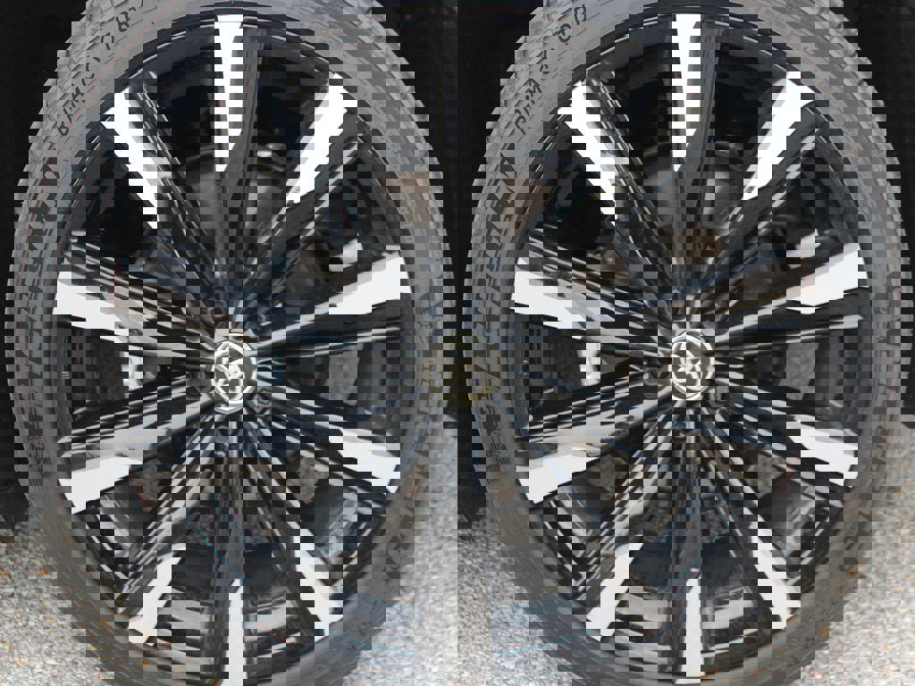 New 2026 Toyota Crown Platinum image 32