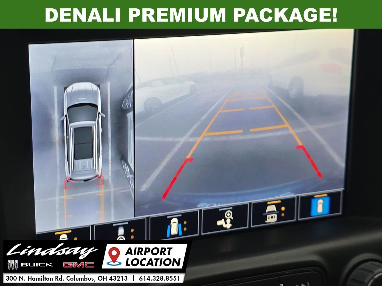 Used 2024 GMC Terrain Denali w/ Denali Premium Package image 16